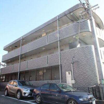 
						反対から見た外観です。