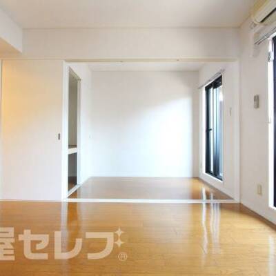 
						202号室内装写真