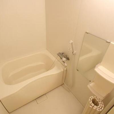 
						ゆったりできるお風呂です。