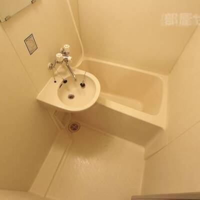 
						※2F号室室内参照