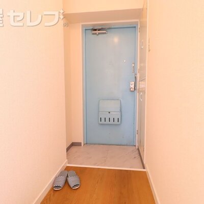 
						モニターフォンで訪問客も事前にチェックできて安心です。