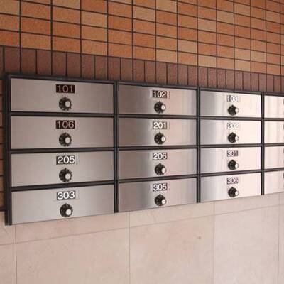 
						206号室内装写真参照