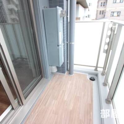 
						広く使えるバルコニー