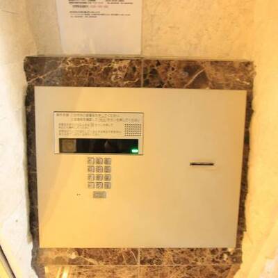 
						オートロックでセキュリティも安心です。