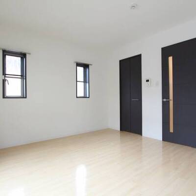 
						101号室内装写真