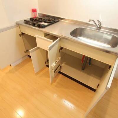 
						101号室内装写真