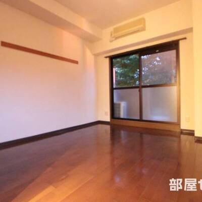 
						内装のきれいなお部屋です