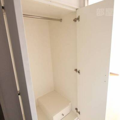 
						収納は2つあります。