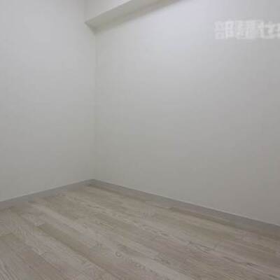 
						広い納戸があります