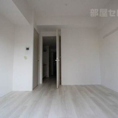 
						※階数によって色は異なります