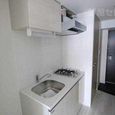 
						※階数によって色は異なります