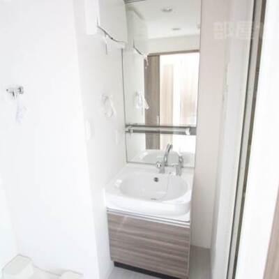 
						※階数によって色は異なります