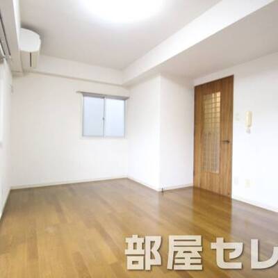 
						広々として使用できます。