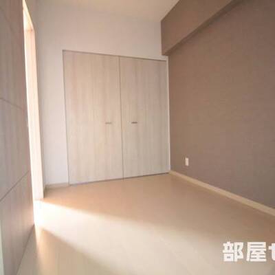 
						※反転タイプの部屋の写真を流用しています。