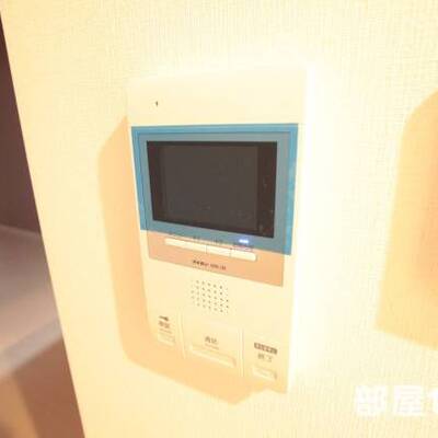 
						※反転タイプの部屋の写真を流用しています。