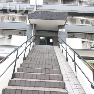 
						自転車置き場です。