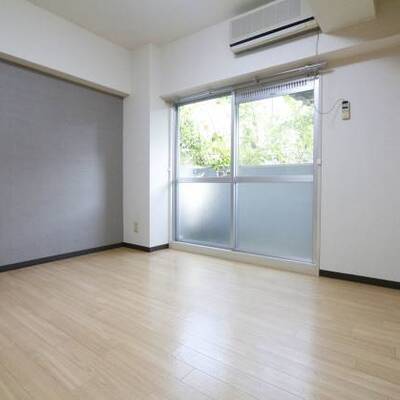 
						アクセントクロスでオシャレなお部屋です。（イメージ写真）