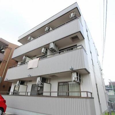 
						南向きで日当たりの良いマンションです。