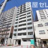 アーデル　ドルフ