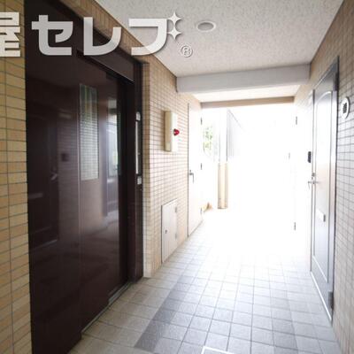 
						共有スペースも広いです。