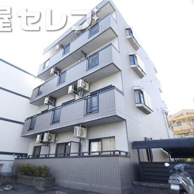 
						タイル貼りの立派な外観です。