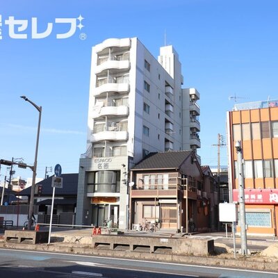 
						オフィス兼用ビルです