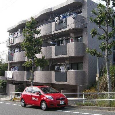 
						日当たりの良い外観です。