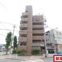 セントラルコート八田