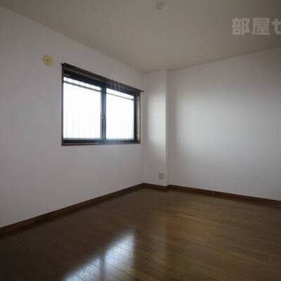 
						快適な居室を提供します。