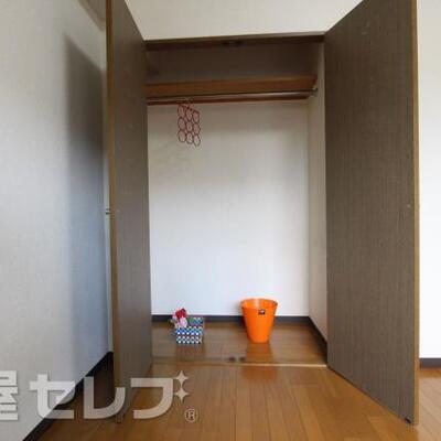 
						反対タイプの写真です。