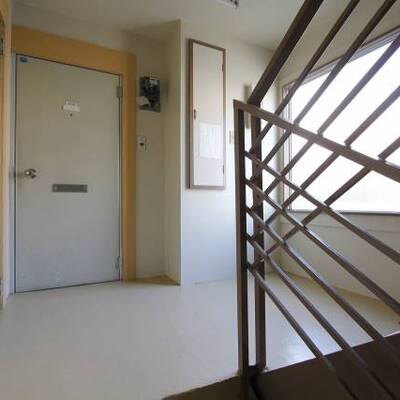 
						綺麗に生まれ変わったロビーです。