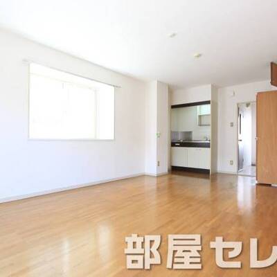 
						広々したお部屋で生活しやすいですね。
