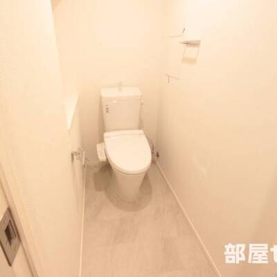 
						個室トイレ