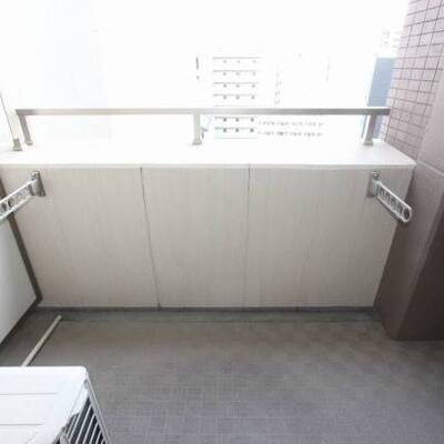 
						奥行きのある南向きバルコニーです。