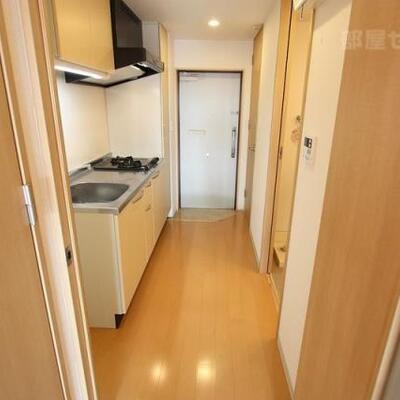 
						キッチン周りの様子です。