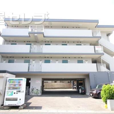 
						どっしりとした外観です。