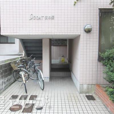 
						エントランス部分です。