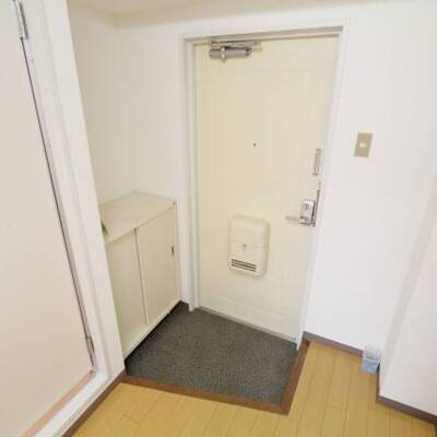 
						玄関まわり、とっても広いです。（イメージ写真）