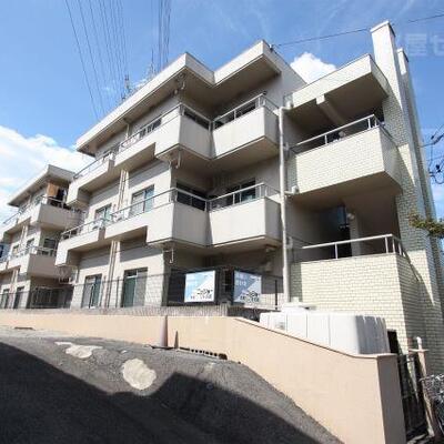 
						段になってるので1階でも安心。