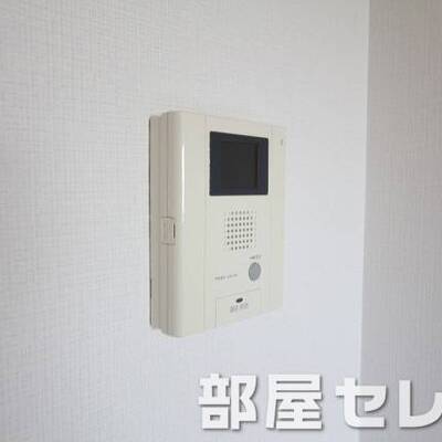 
						ＴＶモニターホン。他号室の写真です。