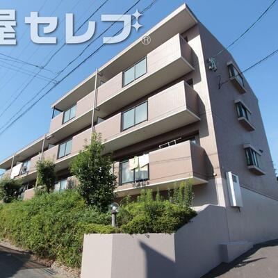 
						タイル貼りのきれいな建物です。