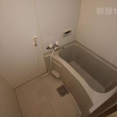 
						湯張り機能付きです