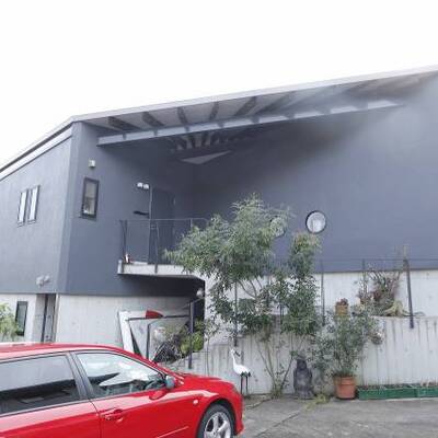 
						凛とした空気感のある建物。